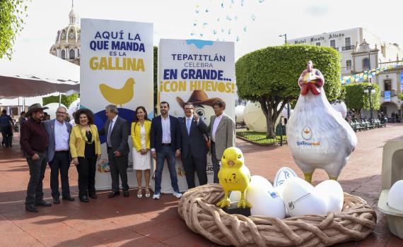 CUAltos inaugura Feria Internacional del Huevo en Tepatitlán 