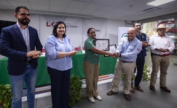 Firman hermanamiento representantes de reservas de la Biósfera Sierra de Manantlán y Sierra del Rosario