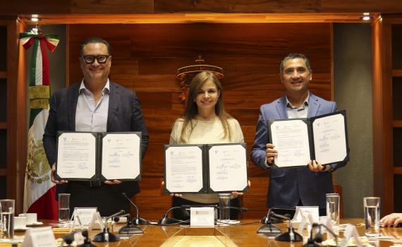 UdeG, SEDES y AEEJ trabajarán en favor de energías limpias y sostenibles