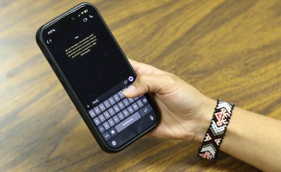La UdeG en colaboración con Apple incorpora por primera vez un teclado en lengua wixárika en iOS 26